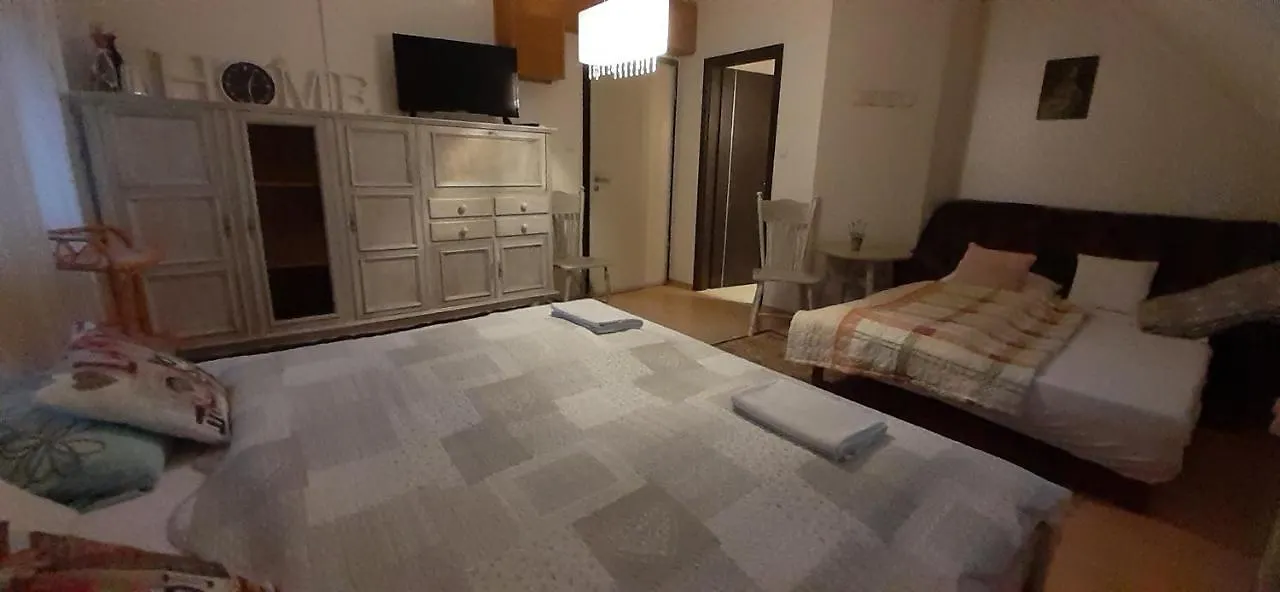 Apartment Oazis Apartmanhaz Hajduszoboszlo