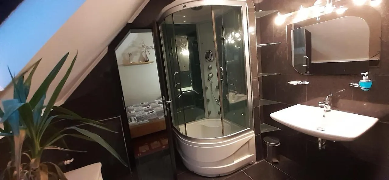 Oazis Apartmanhaz Hajduszoboszlo