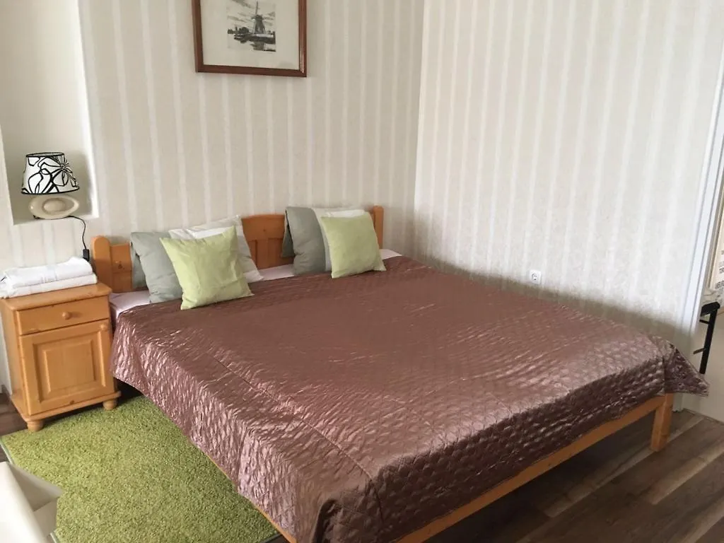 Apartment Oazis Apartmanhaz Hajduszoboszlo Hungary