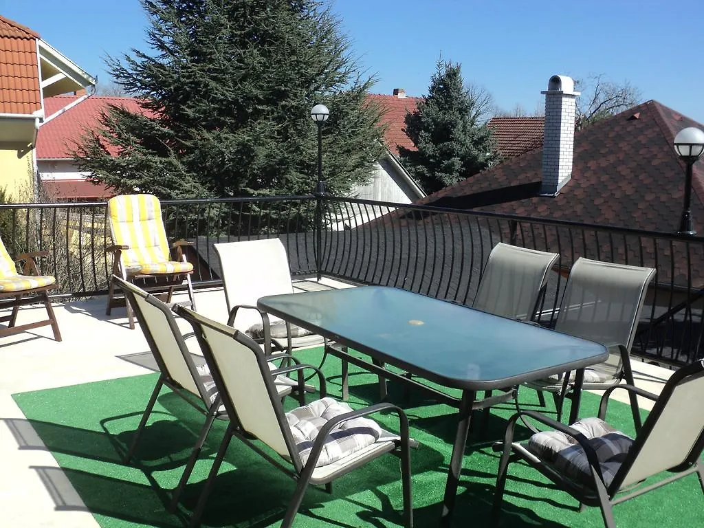 Apartment Oazis Apartmanhaz Hajduszoboszlo