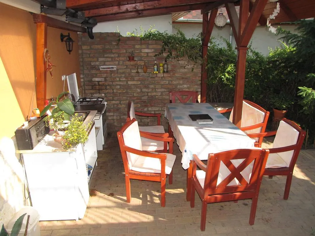 Oazis Apartmanhaz Hajduszoboszlo